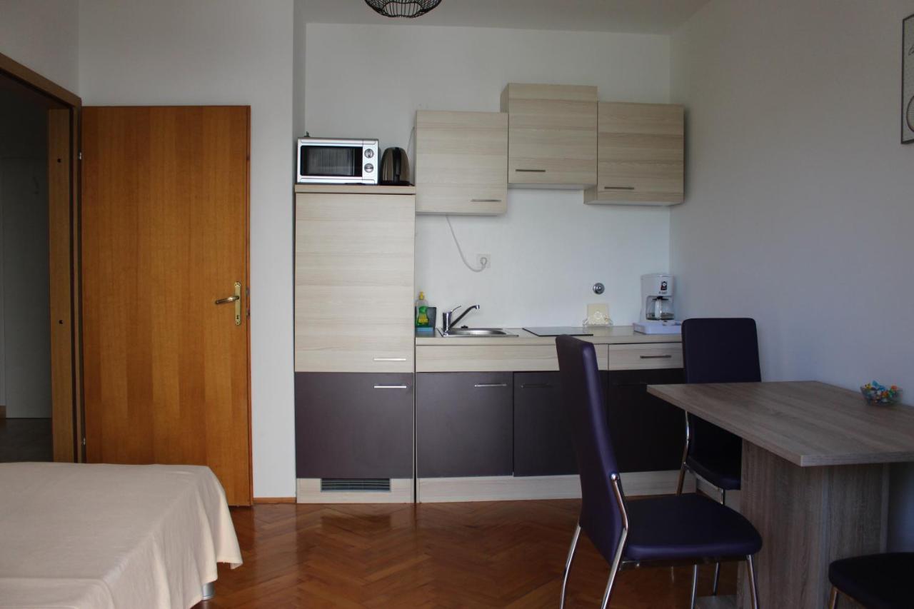 Apartmani Mia Jadranovo Kültér fotó